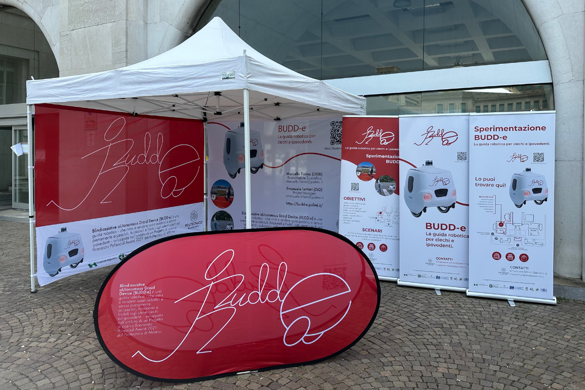 Gazebo personalizzato e materiali promozionali per un’iniziativa all’aperto